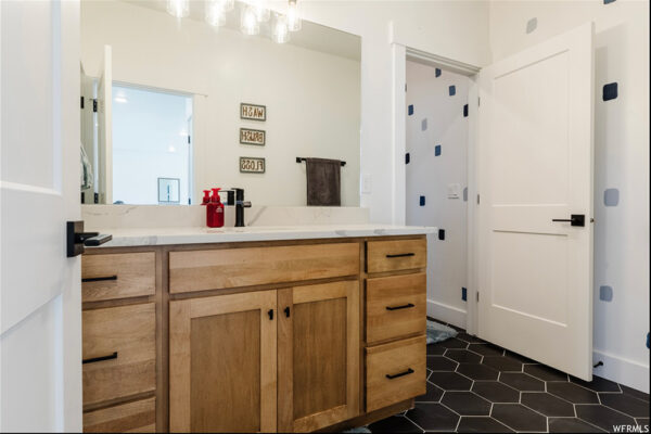 Custom built bathroom by kj custom builders in boise idaho