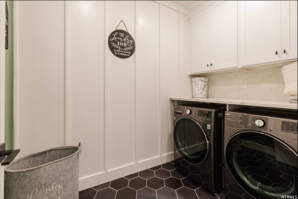 Custom built laundry room in boise idaho